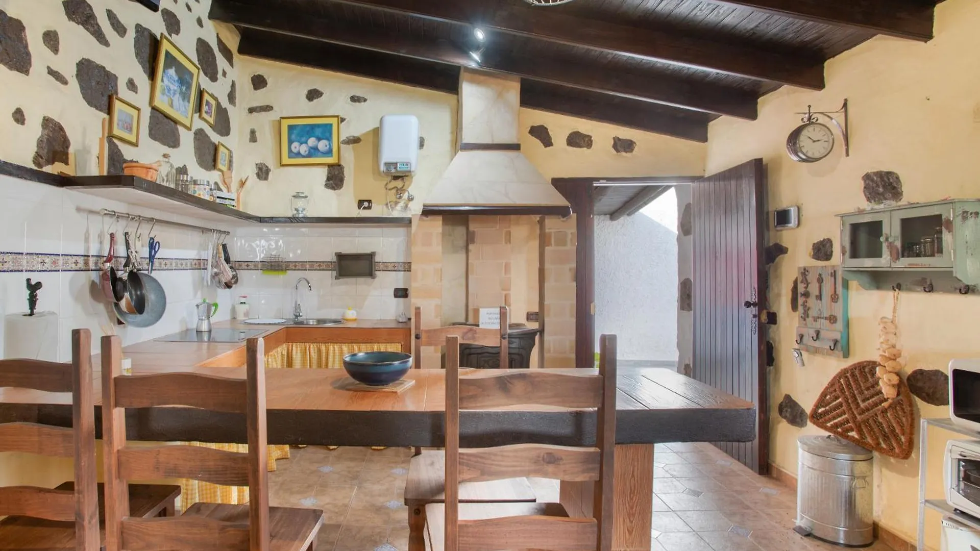 Casa De Campo Ancana Vega de San Mateo Vakantiehuis